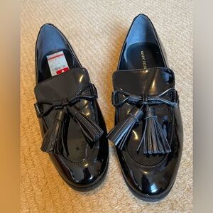 Marc Fisher black patent tassel loafers women’s 8M. Unworn, originally $89.
